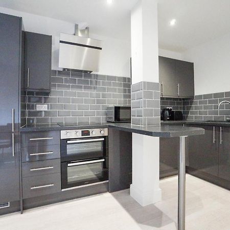 Premium Apartments Thatcham Broadway Exterior foto